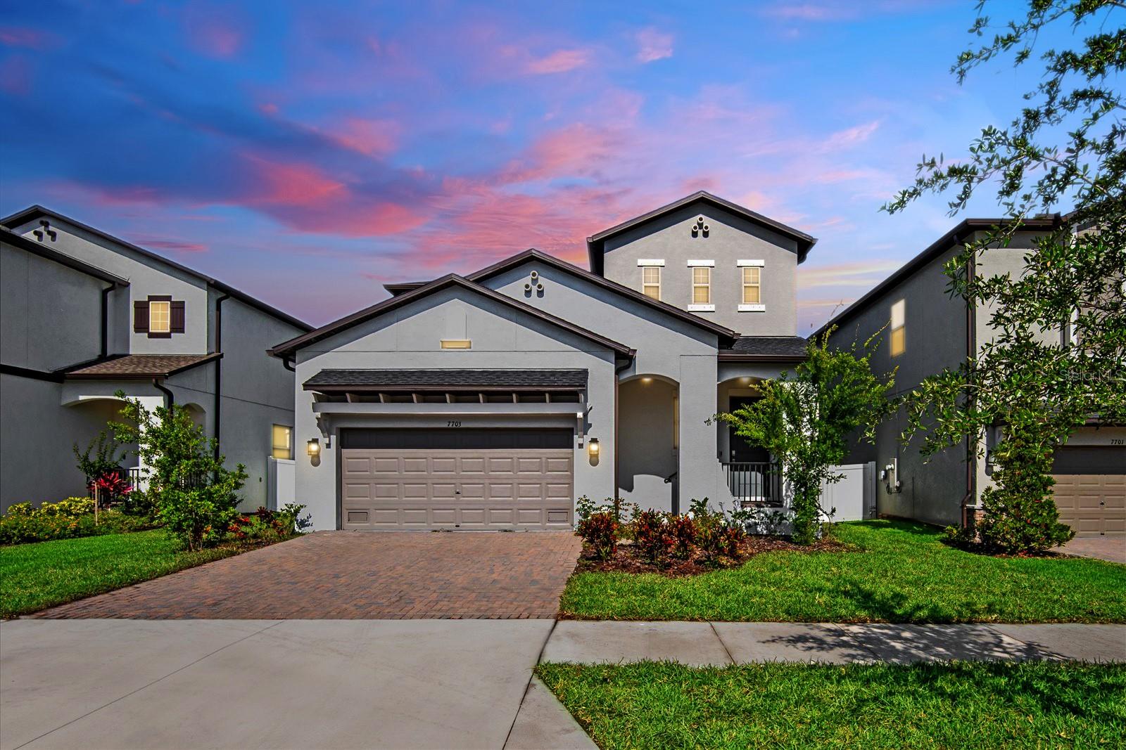 7703 S KISSIMMEE ST Property Photo 1
