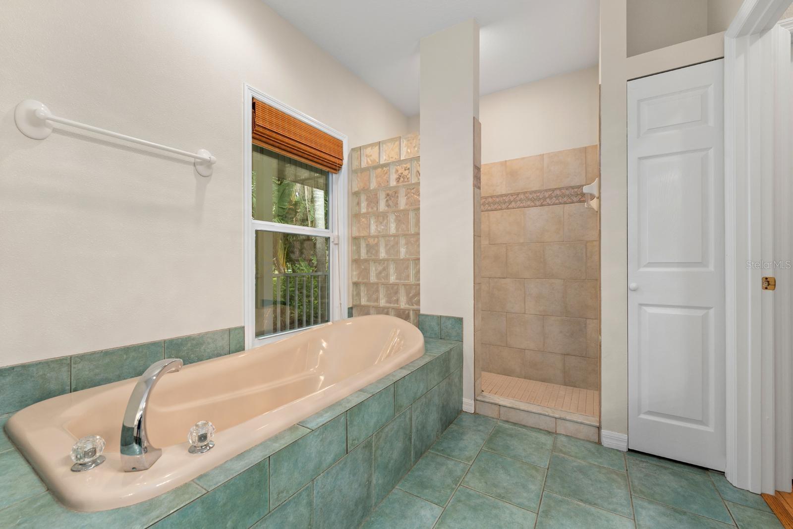 6915 215th St E Property Photo 19
