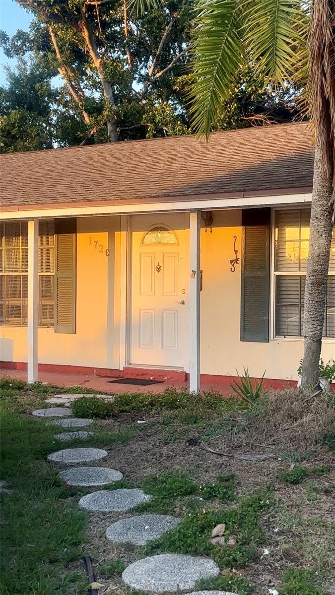 1720 Chrysler Ave Property Photo