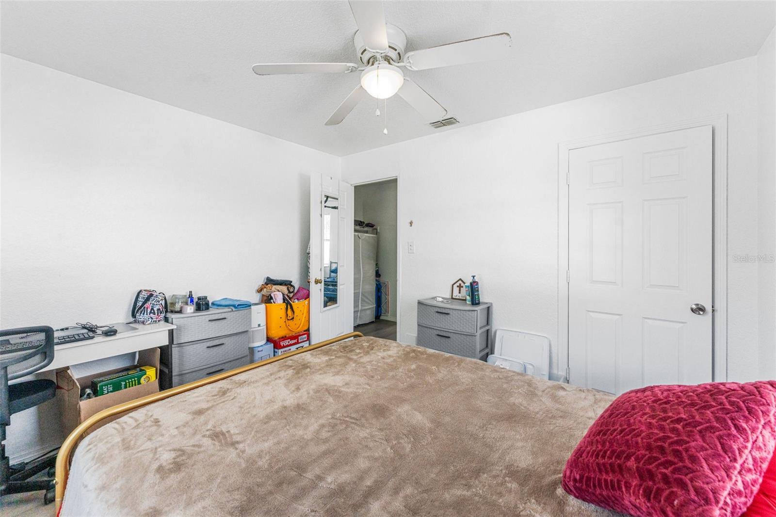 652 N Jackson St Property Photo 16