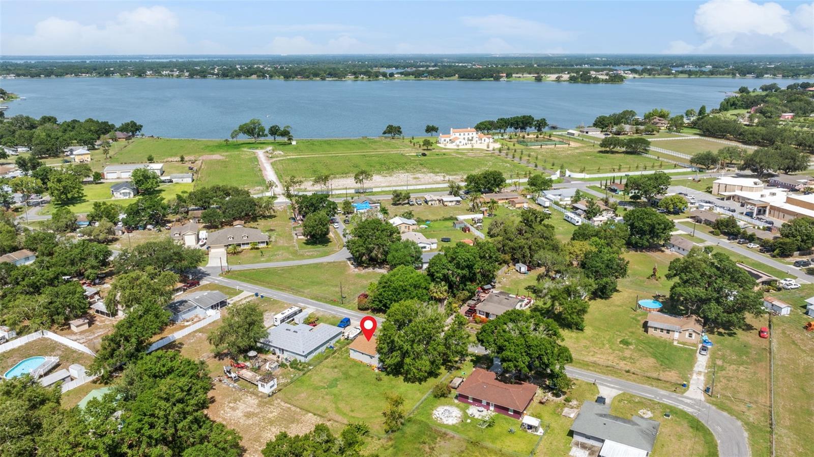 652 N Jackson St Property Photo 25