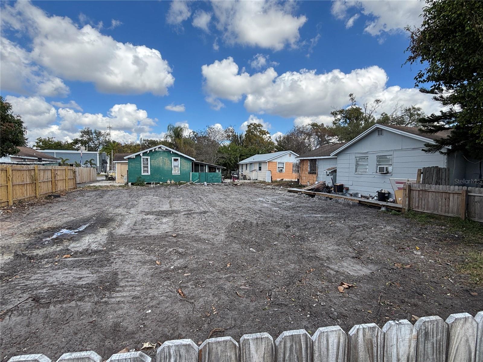 4213 W Cayuga St Property Photo 4
