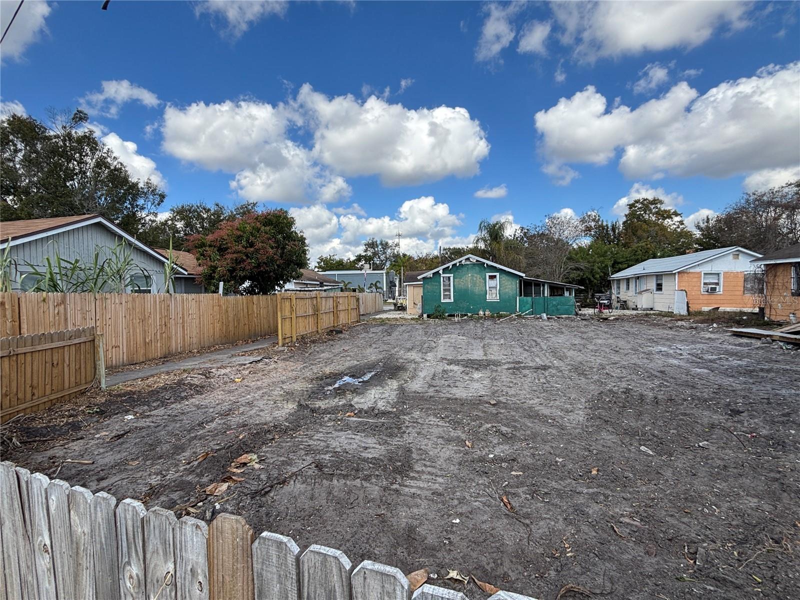 4213 W Cayuga St Property Photo 6