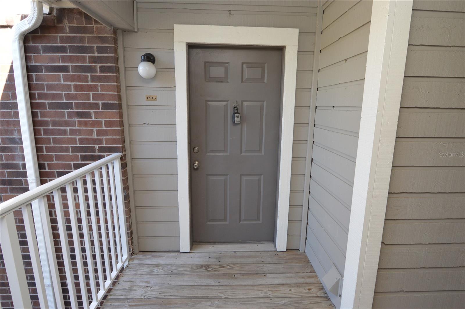 1400 Gandy Blvd N #1705 Property Photo 2