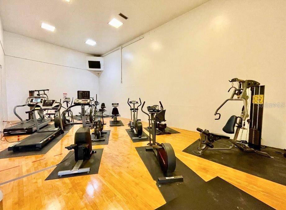 1400 Gandy Blvd N #1705 Property Photo 61