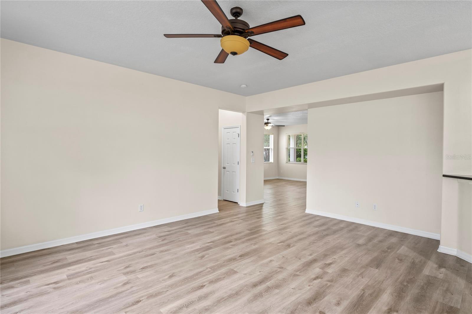 7249 Bridgeview Dr Property Photo 10