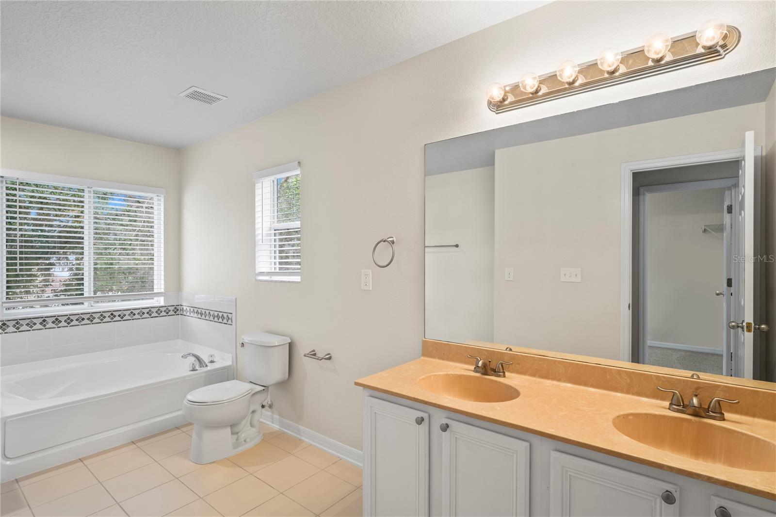 7249 Bridgeview Dr Property Photo 14