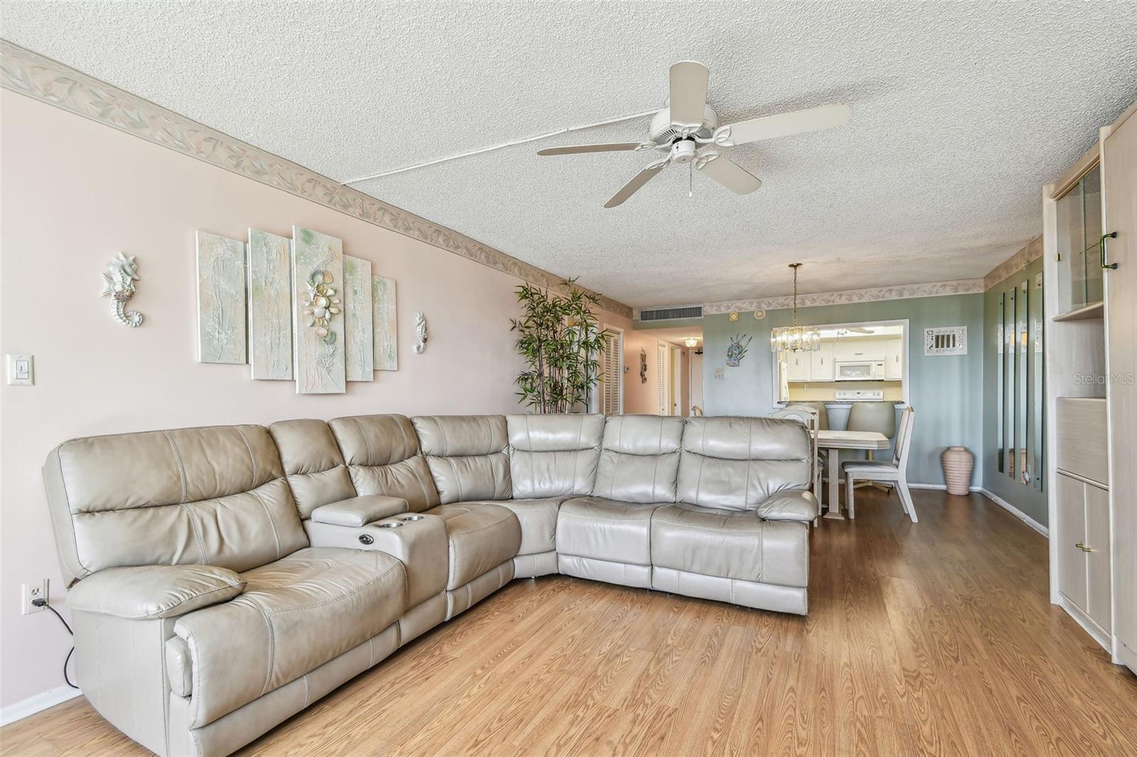 17920 Gulf Blvd #208 Property Photo 9