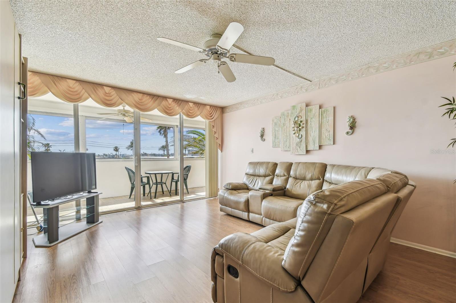 17920 Gulf Blvd #208 Property Photo 10