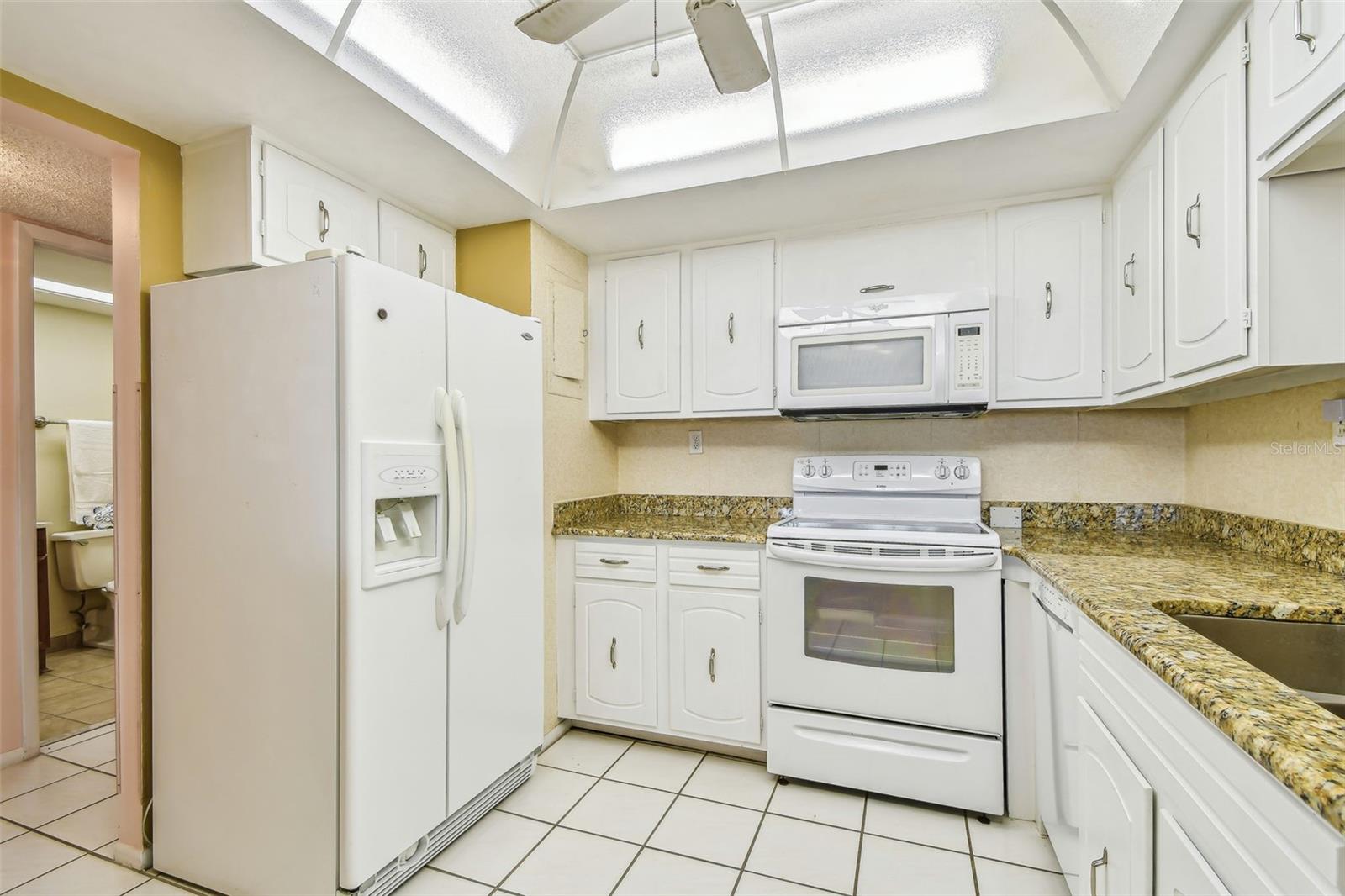 17920 Gulf Blvd #208 Property Photo 13