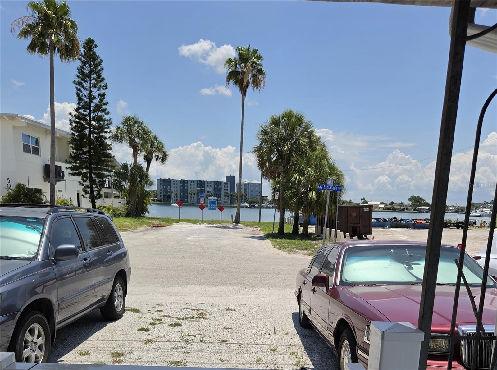 580 Bay Esplanade Property Photo 19