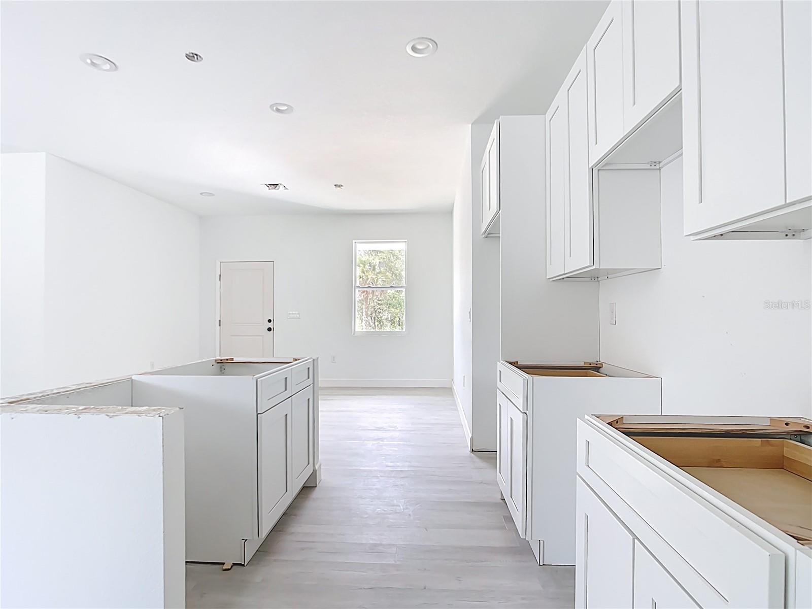 16134 Libourn Ave Property Photo 8