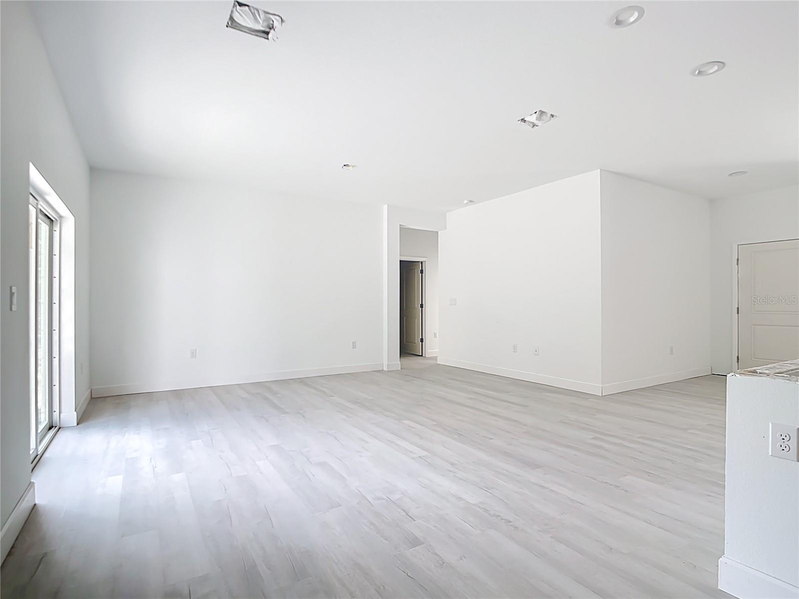 16134 Libourn Ave Property Photo 9