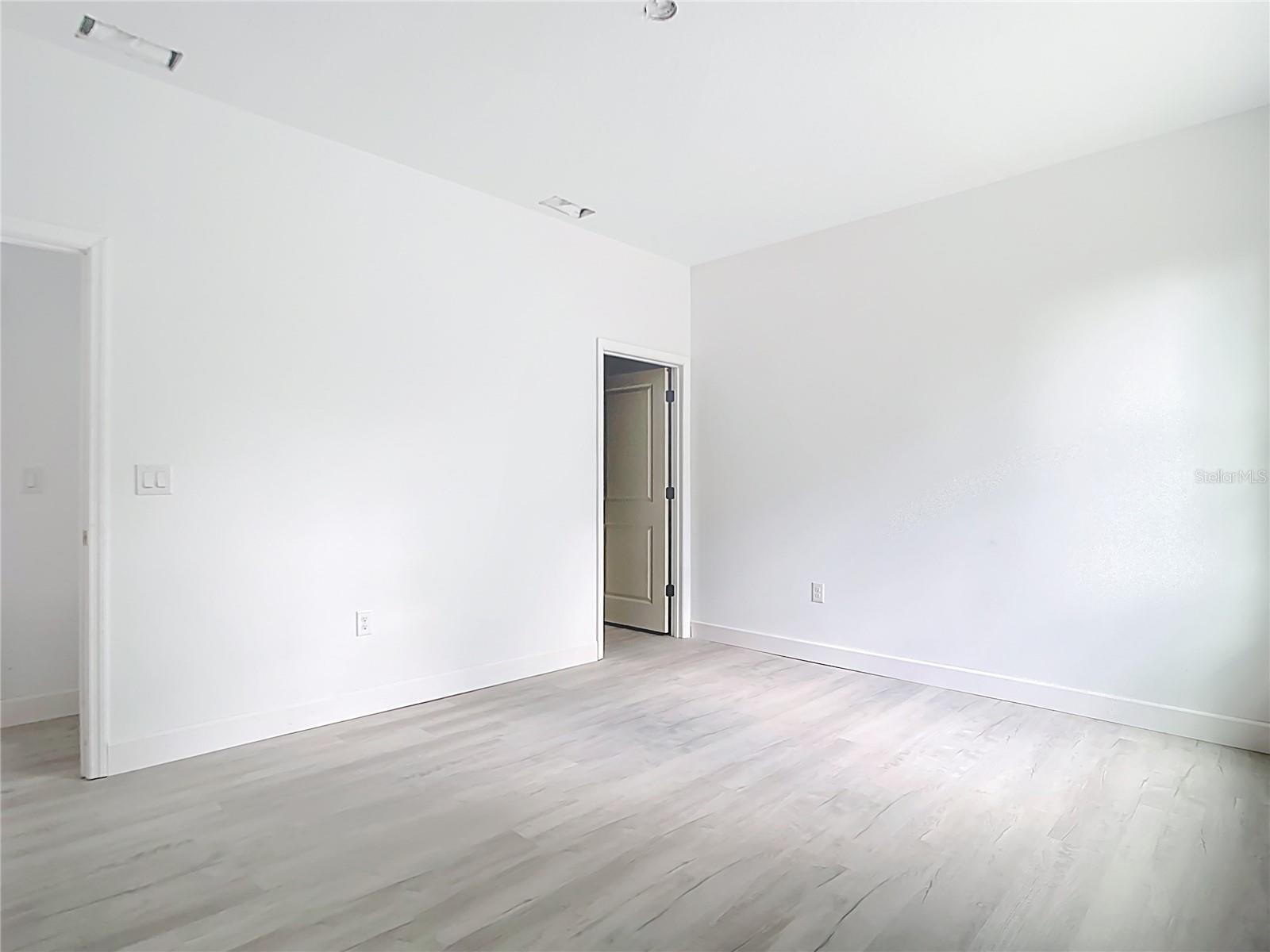 16134 Libourn Ave Property Photo 10