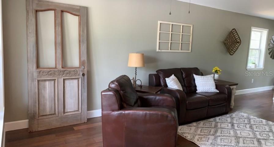 7152 Sandy Ln Property Photo 11