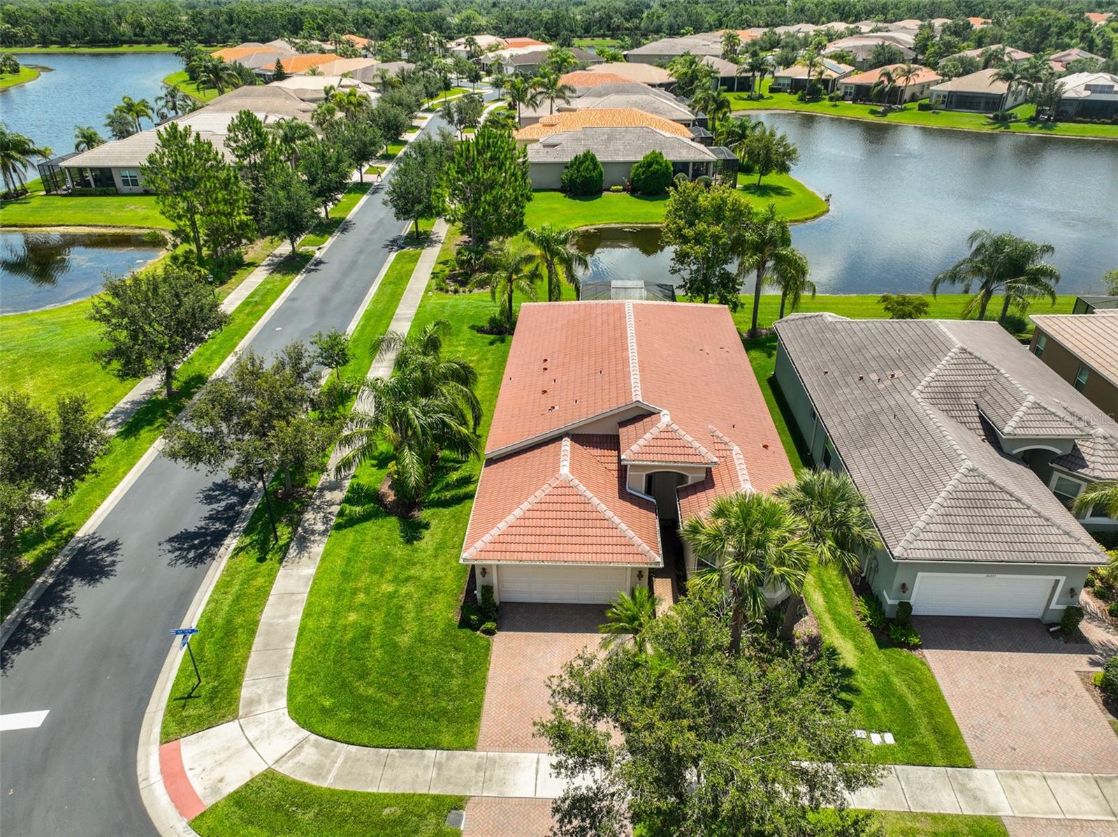 16227 CAPE CORAL DR Property Photo 1