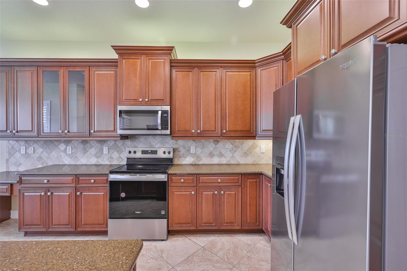 16227 Cape Coral Dr Property Photo 8