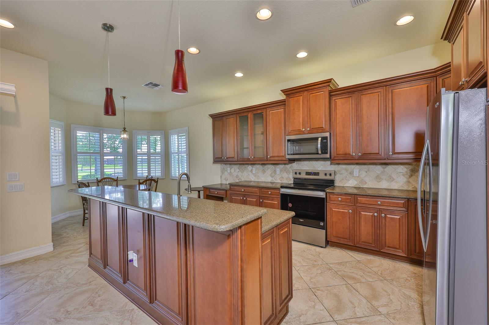16227 Cape Coral Dr Property Photo 9