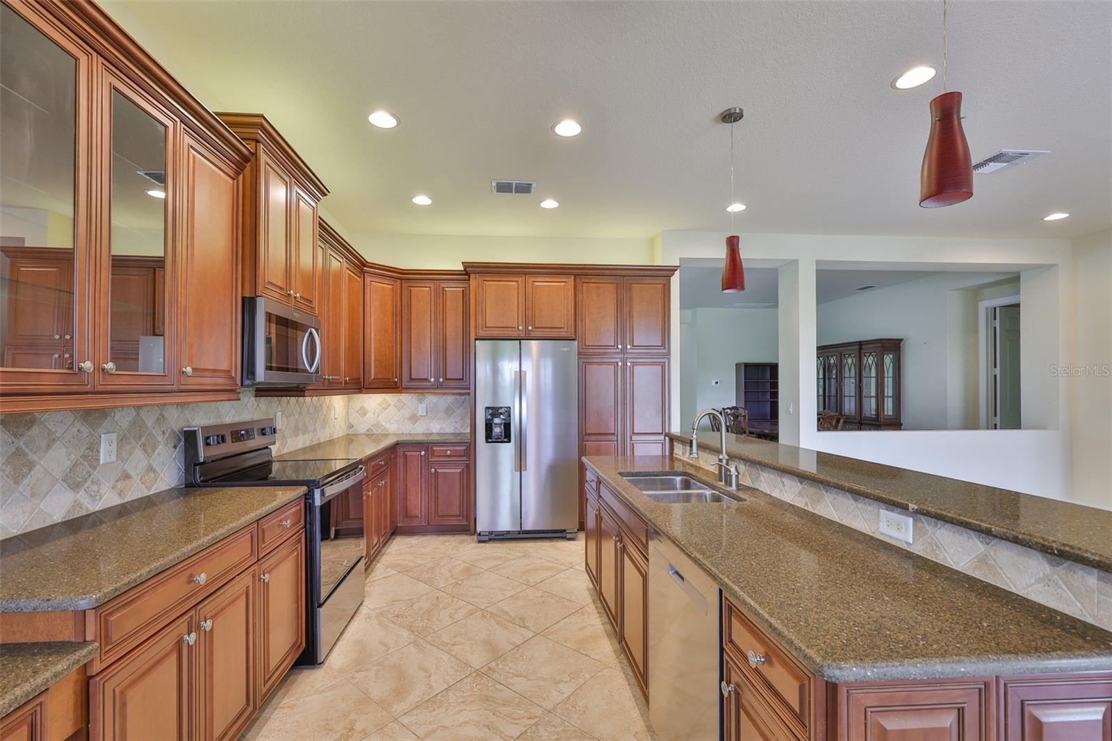 16227 Cape Coral Dr Property Photo 15