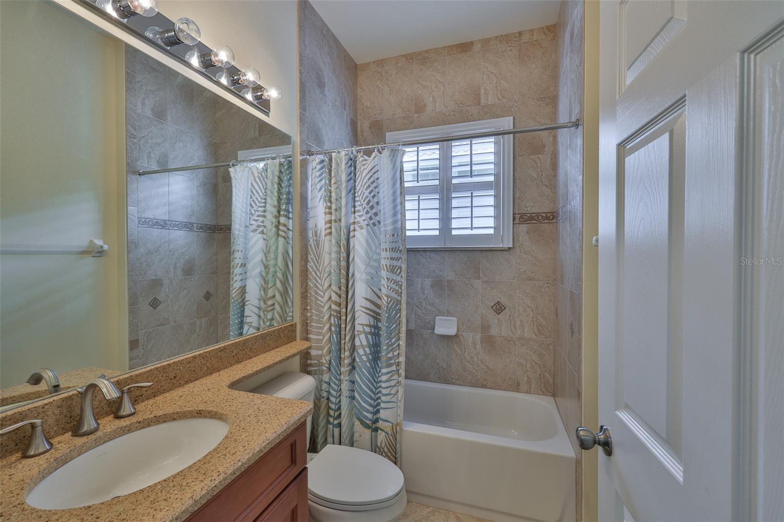 16227 Cape Coral Dr Property Photo 37