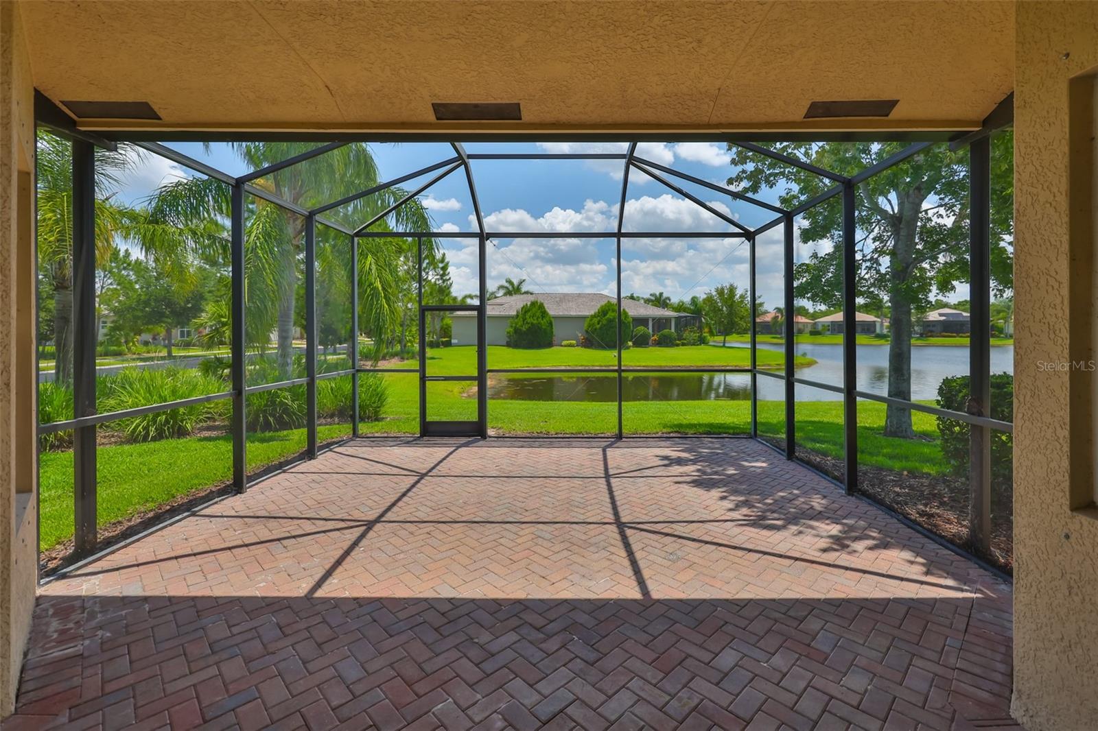 16227 Cape Coral Dr Property Photo 45