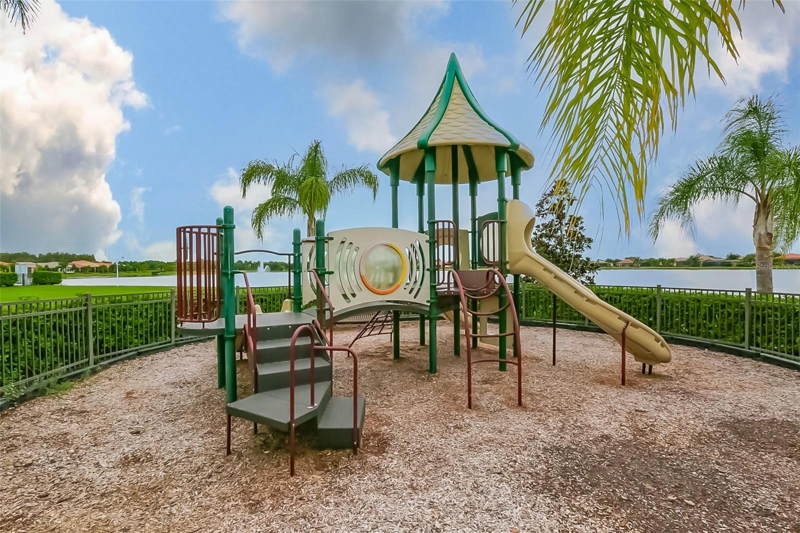 16227 Cape Coral Dr Property Photo 70
