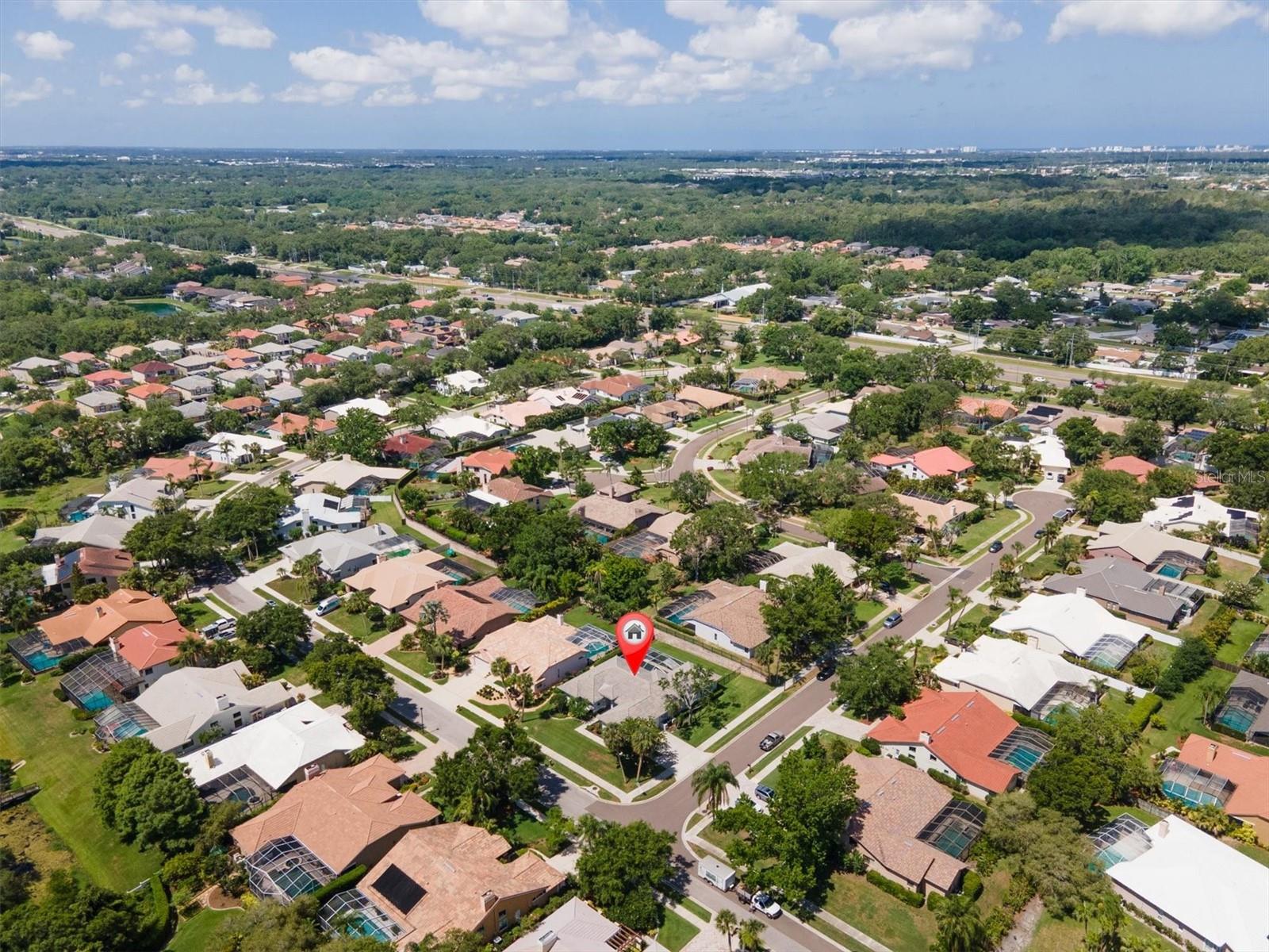 137 Woodcreek Dr E Property Photo 40