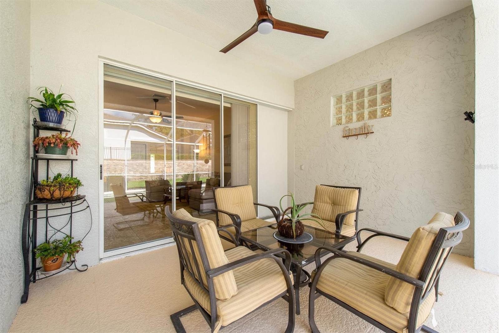 137 Woodcreek Dr E Property Photo 42