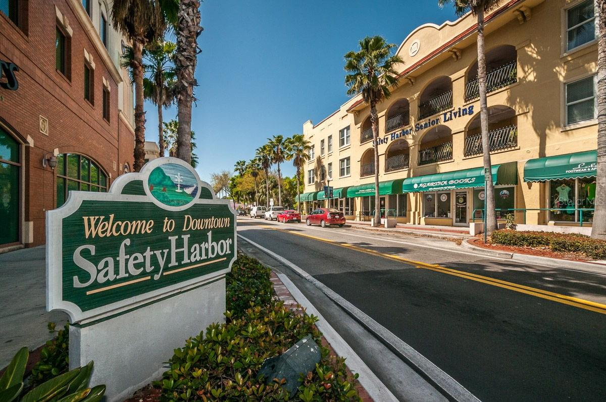 137 Woodcreek Dr E Property Photo 51