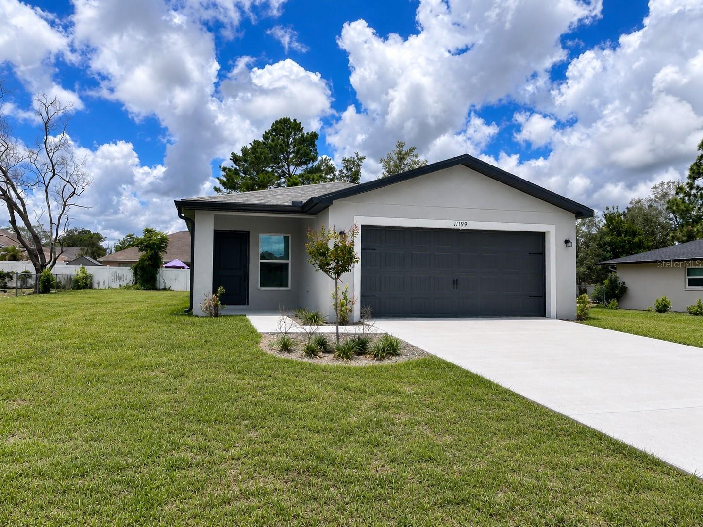 11199 Murraysville Dr Property Photo 2