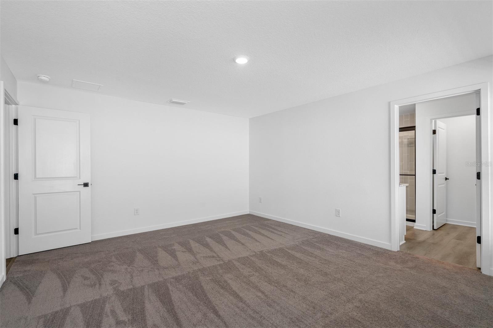 11199 Murraysville Dr Property Photo 10