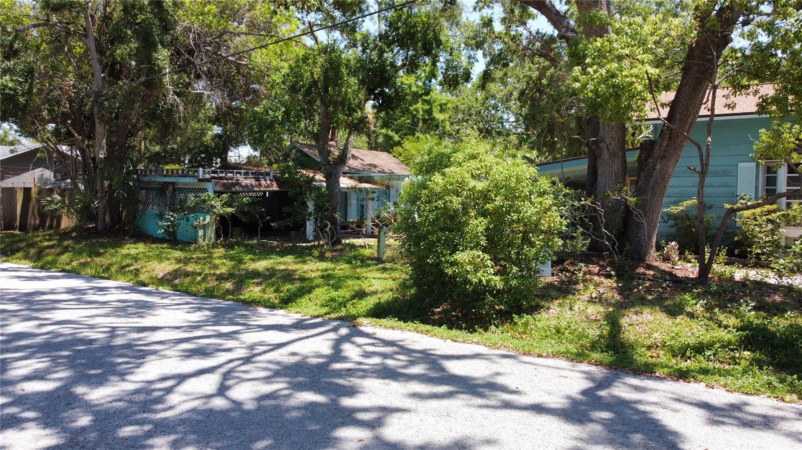 5680 77th Ave N Property Photo 7