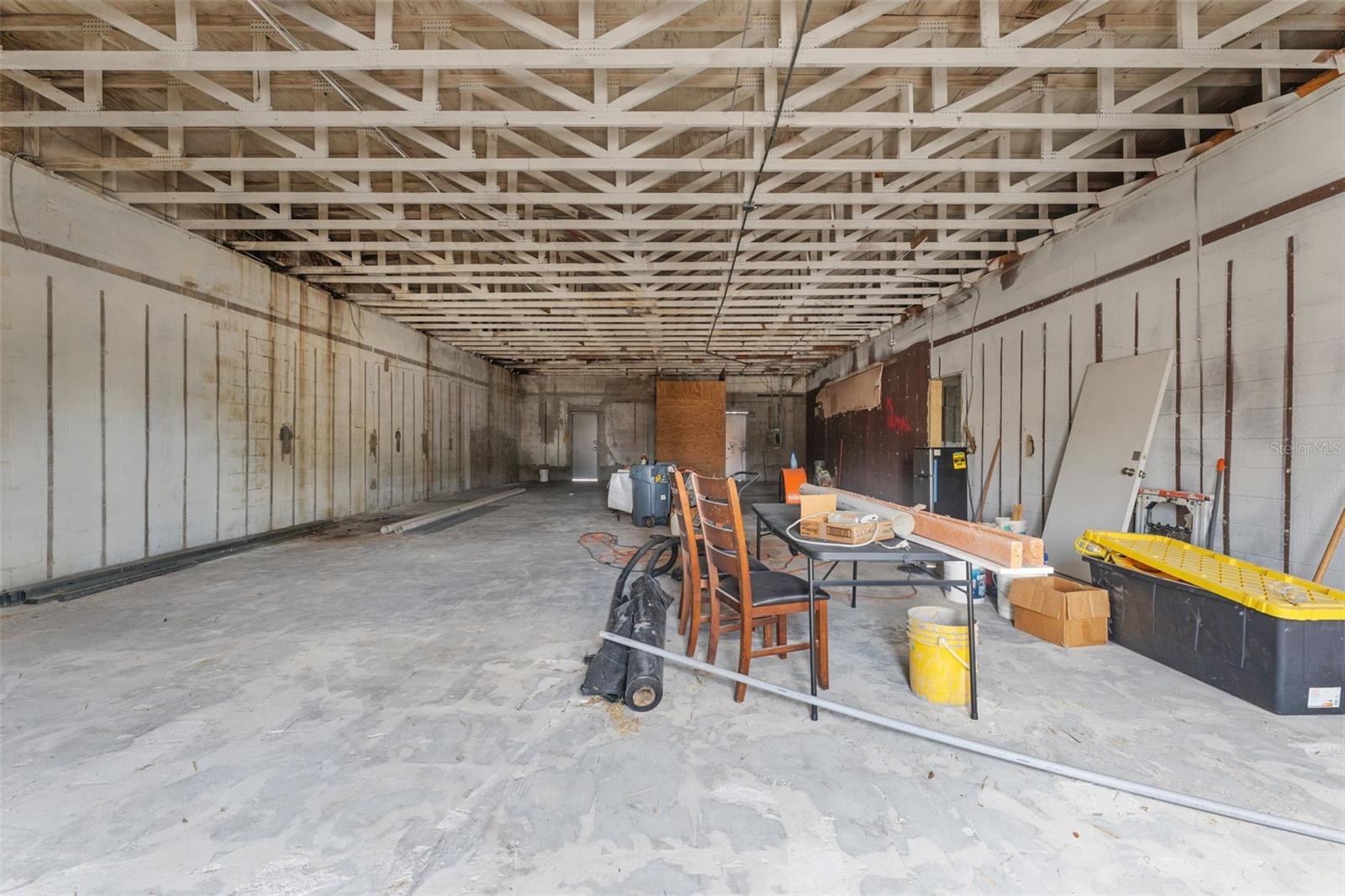 4115 Henderson Blvd Property Photo 12