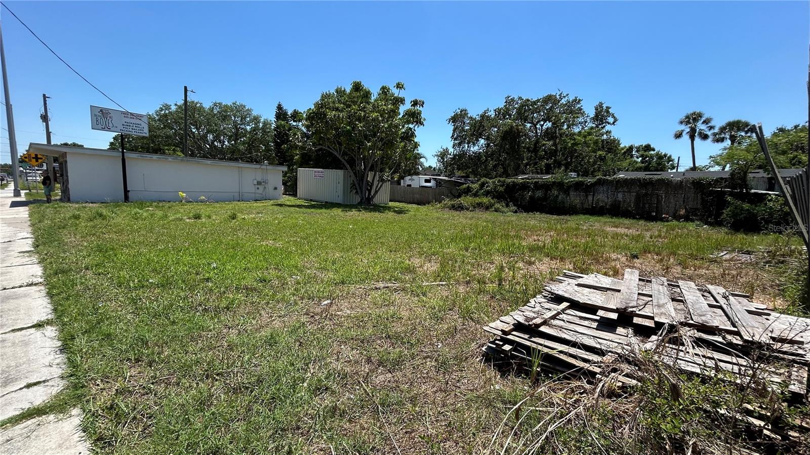 9909 S 41 Hwy Property Photo 7