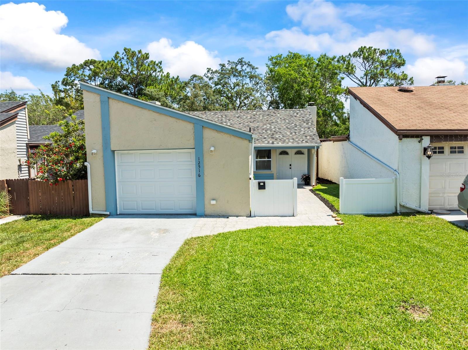 12516 Cobble Stone Dr Property Photo 1