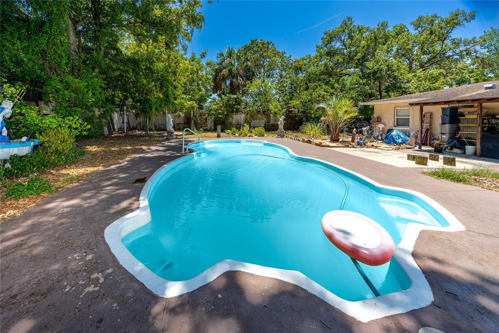 1683 Pine St Property Photo 33