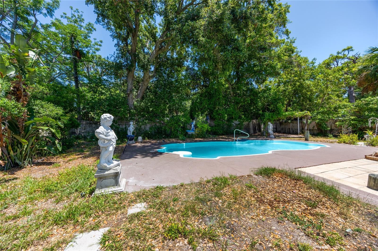 1683 Pine St Property Photo 36