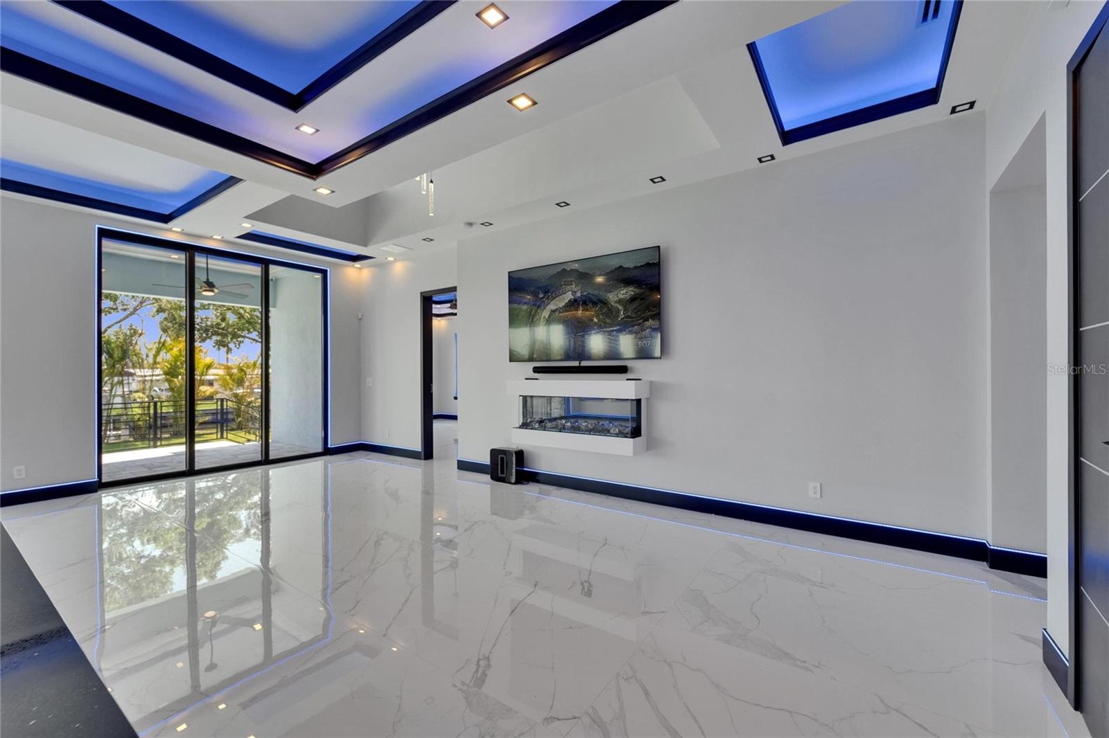 6530 Simone Shores Cir Property Photo 14