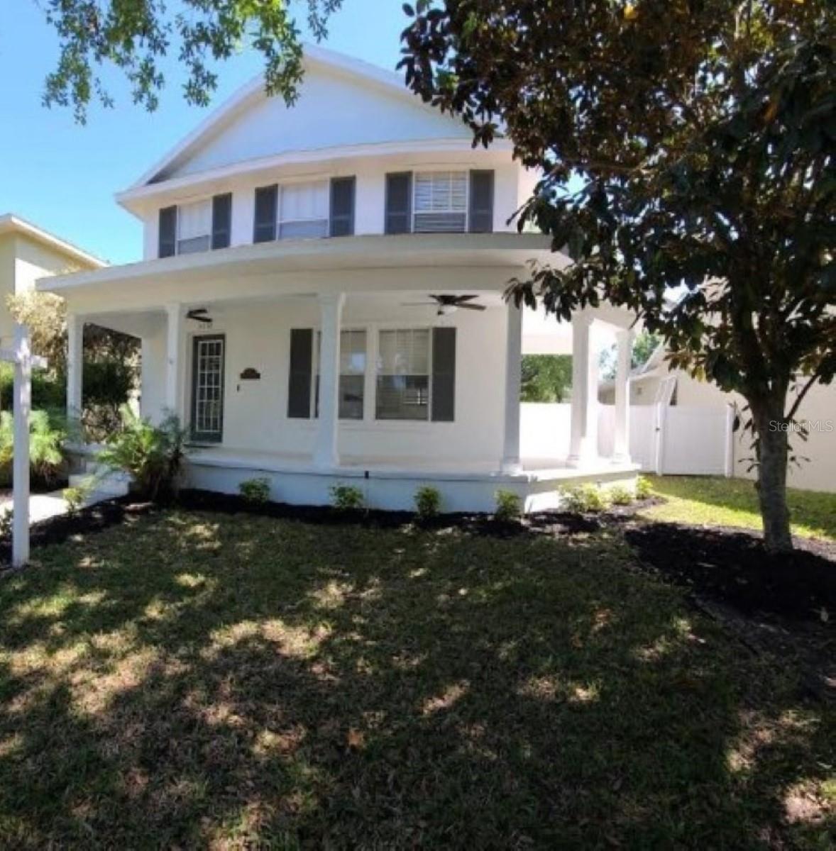 3212 Town Ave Property Photo 1