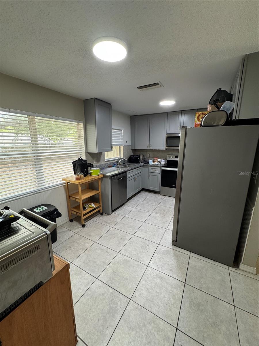 201 Lentz Rd Property Photo 3