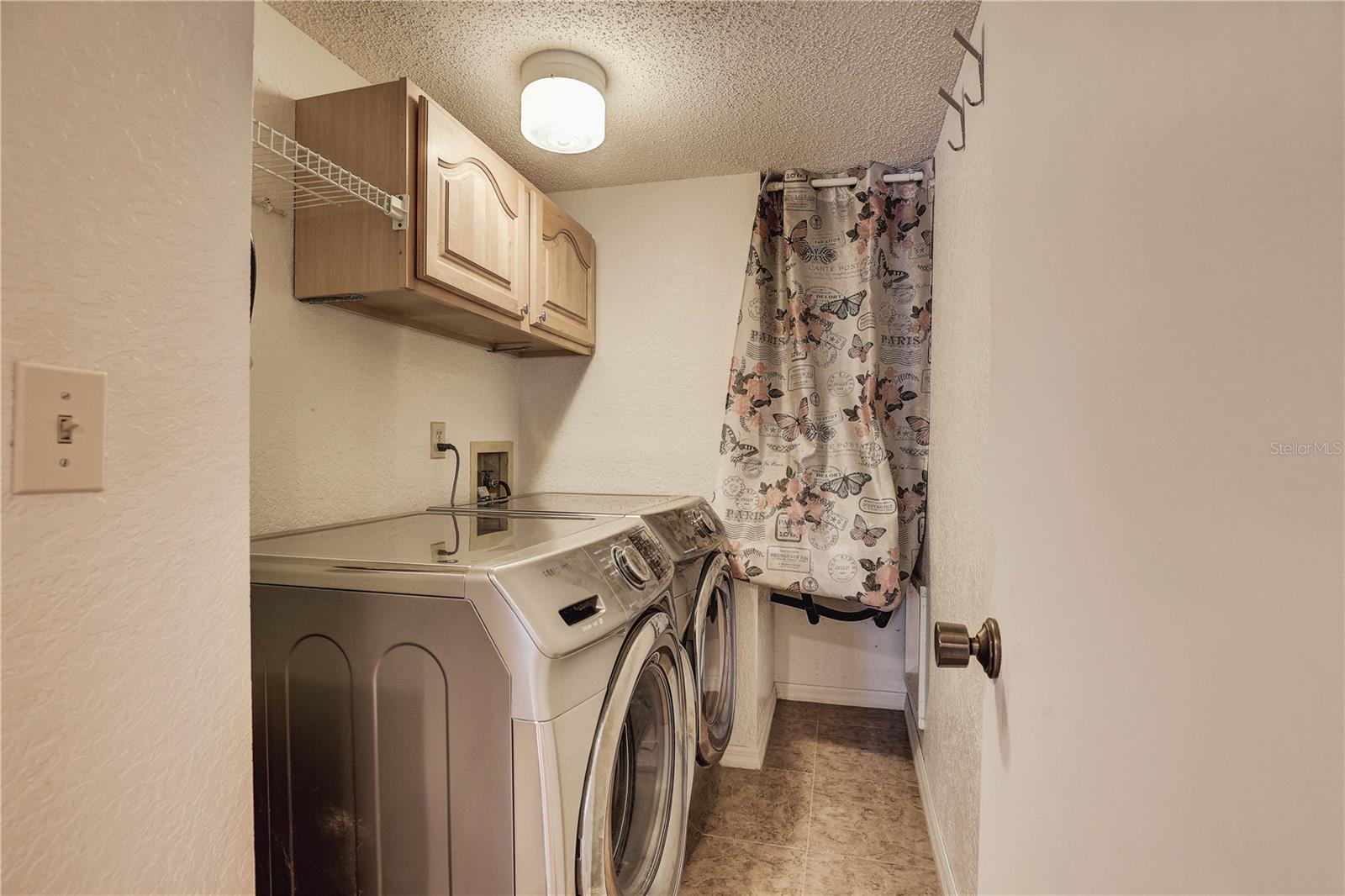 11800 Park Blvd #208 Property Photo 20