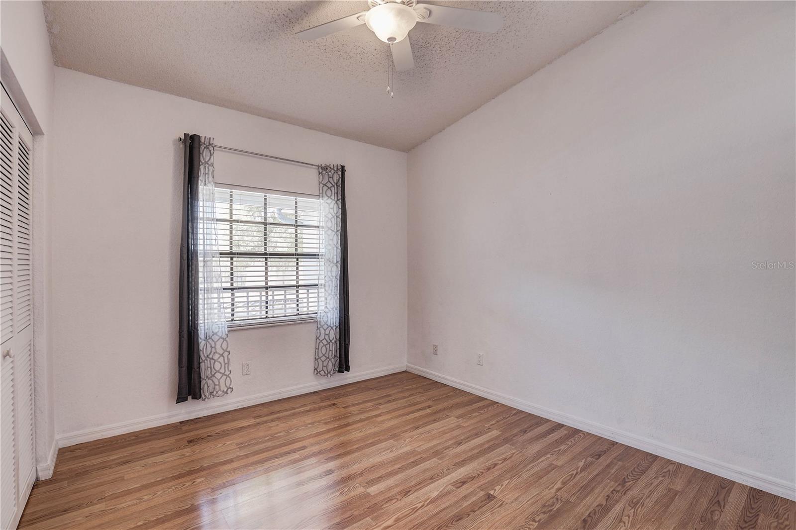 11800 Park Blvd #208 Property Photo 23