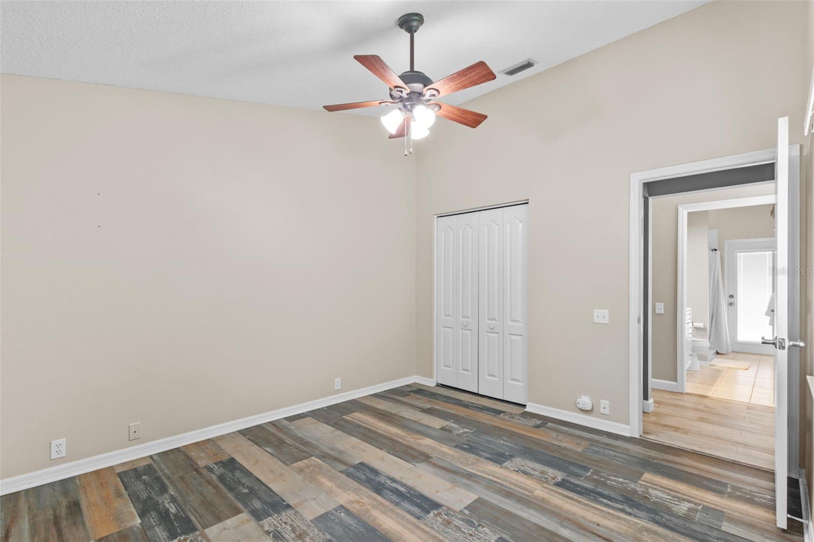 12009 Wandsworth Dr Property Photo 25