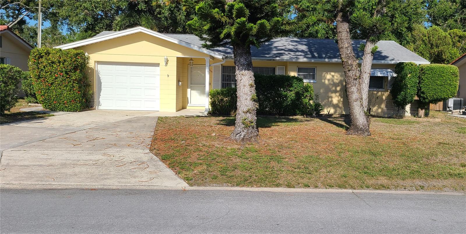 9805 110TH LN Property Photo 1