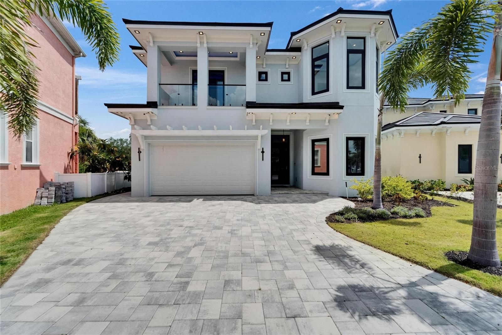 6520 Simone Shores Cir Property Photo 1
