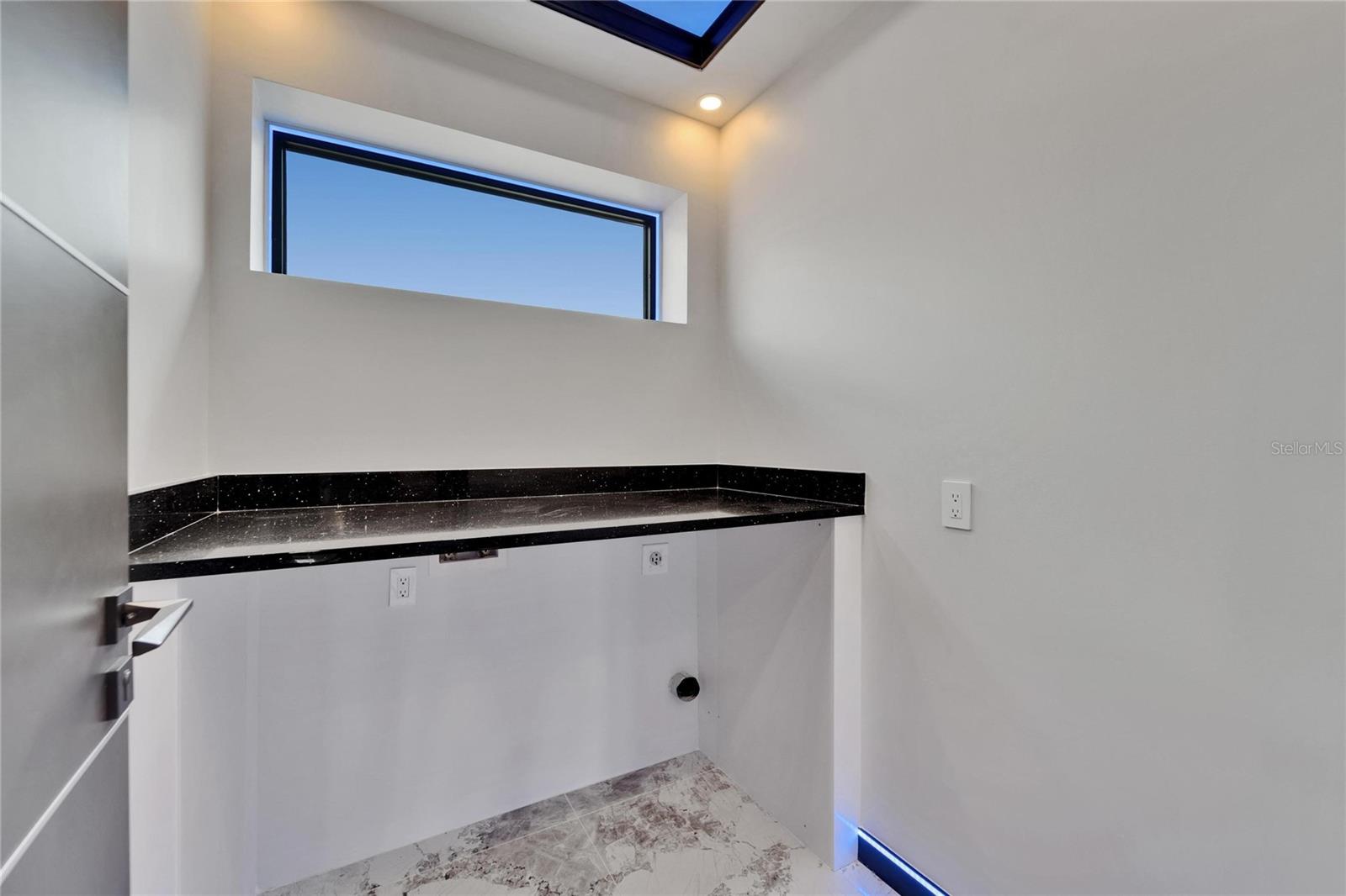 6520 Simone Shores Cir Property Photo 20