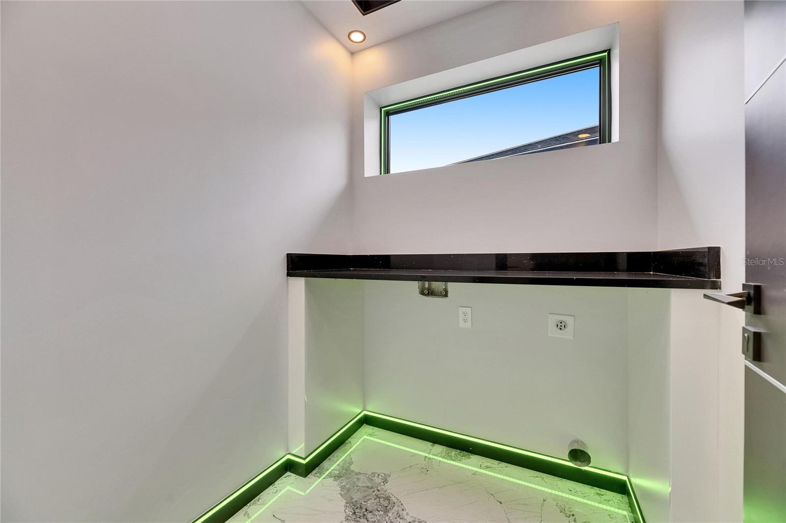 6526 Simone Shores Cir Property Photo 49