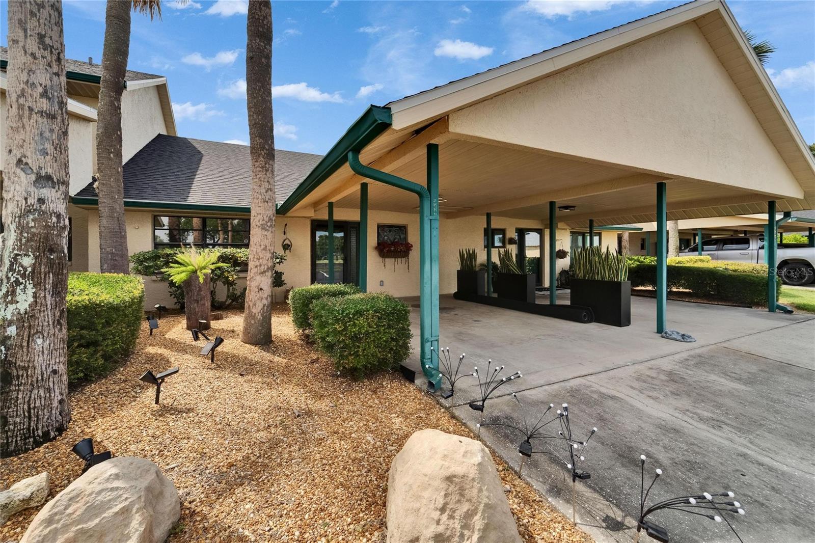 644 Yardarm Dr #22 Property Photo 1