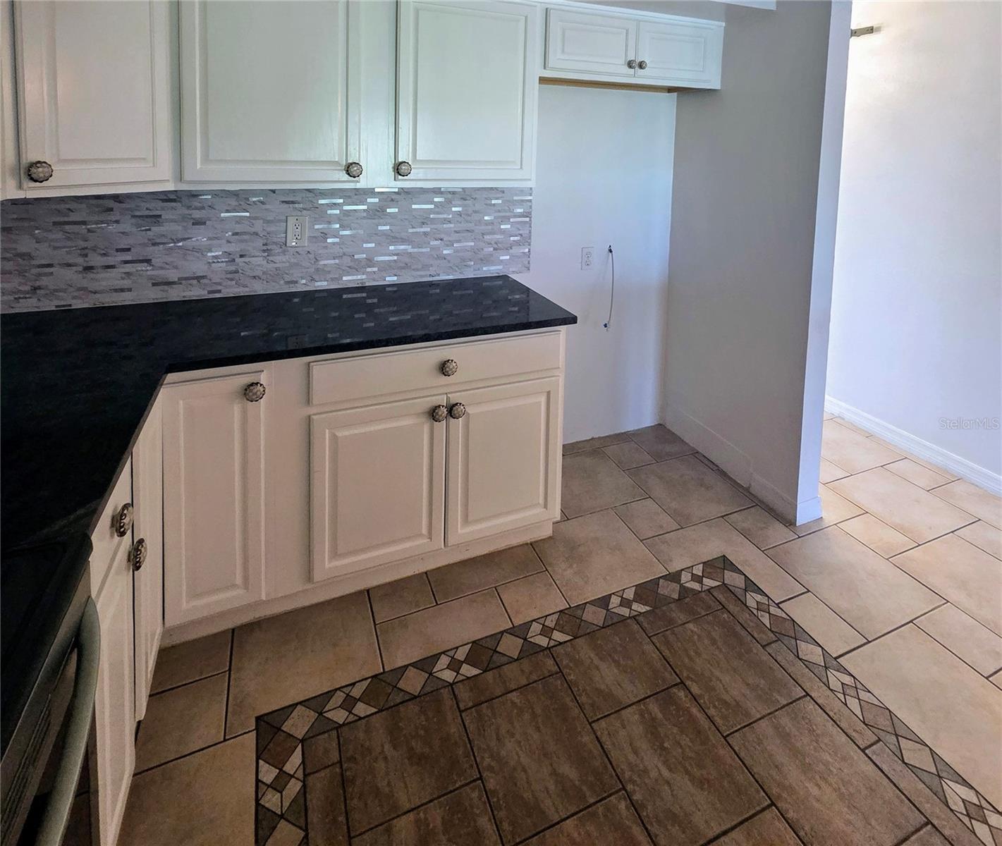 644 Yardarm Dr #22 Property Photo 12