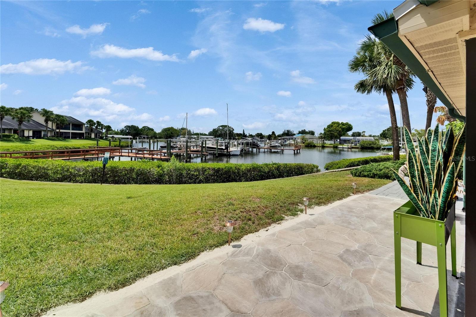 644 Yardarm Dr #22 Property Photo 34